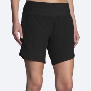 Brooks Chaser 7” Inseam Running Shorts (Black) - medium